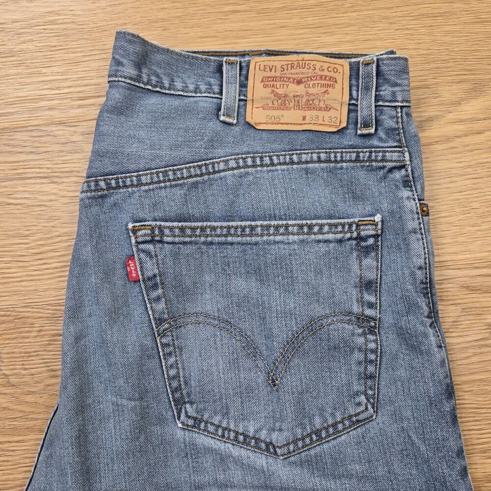 Vintage Levis 505 Jeans Mens 38x32 Blue Denim Regular Fit Cowboy Pants